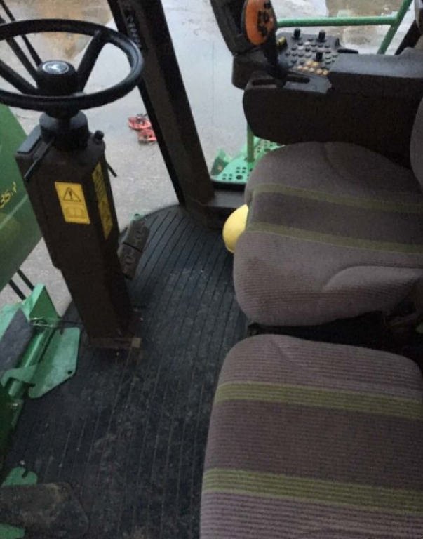 Oldtimer-Mähdrescher del tipo John Deere S690i HillMaster, Neumaschine In Чорномор'ївка (Immagine 8)