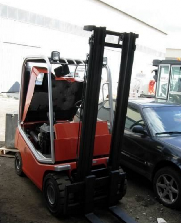 Gabelstapler typu BT C4G200,  v Київ (Obrázek 1)