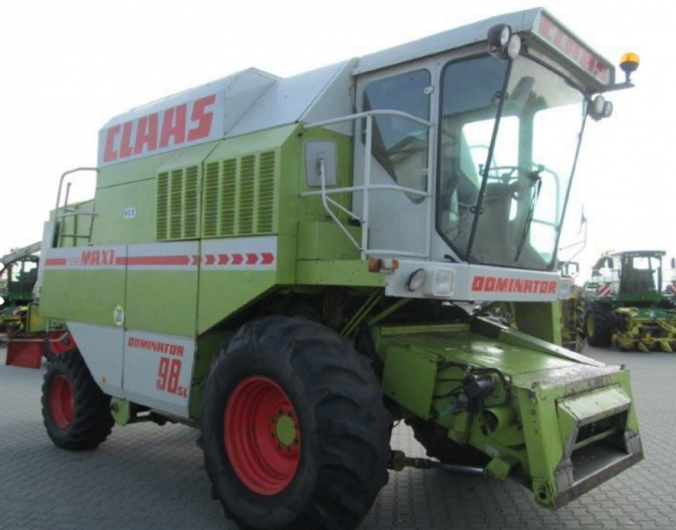 Oldtimer-Mähdrescher a típus CLAAS Dominator 98 SL, Neumaschine ekkor: Чернівці (Kép 2)