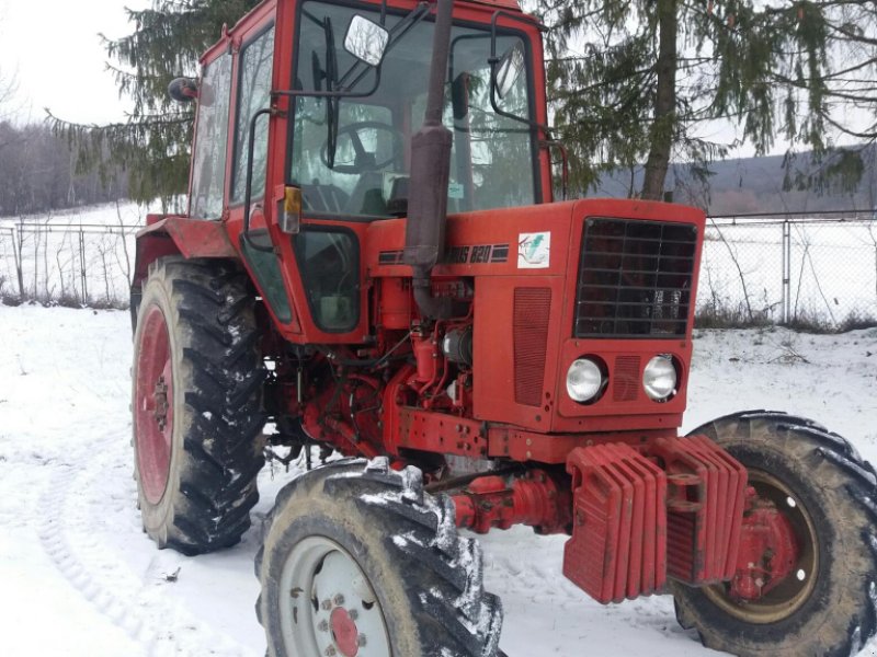 Oldtimer-Traktor a típus Belarus Беларус-820, Neumaschine ekkor: Чернівці