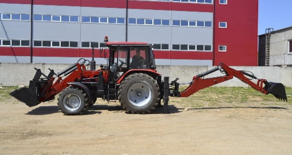 Oldtimer-Traktor a típus Belarus Беларус-92, Neumaschine ekkor: Не обрано (Kép 1)