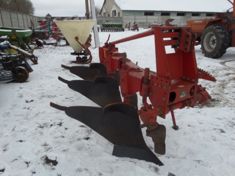 Scheibenpflug del tipo Krone 120/3,  en Стара Вижівка (Imagen 1)