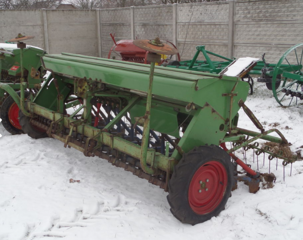 Direktsaatmaschine des Typs Hassia DU 300/23,  in Стара Вижівка (Bild 6)