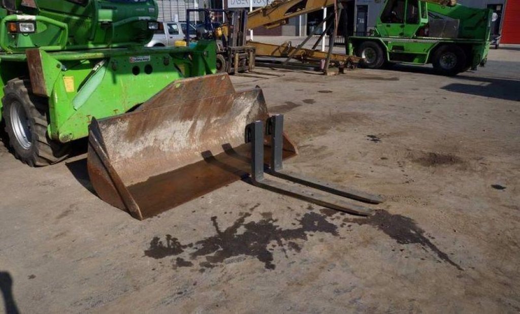 Teleskopstapler typu Merlo Roto 33.16,  v Київ (Obrázek 5)