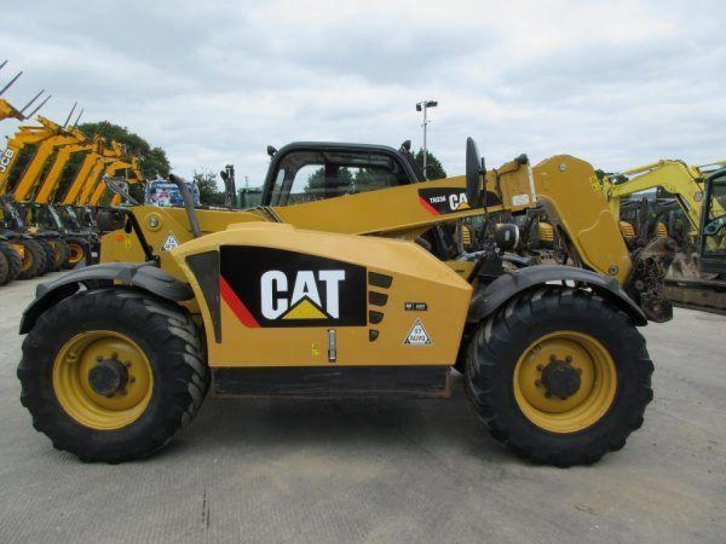 Teleskopstapler του τύπου Caterpillar TH336, Neumaschine σε Київ (Φωτογραφία 1)