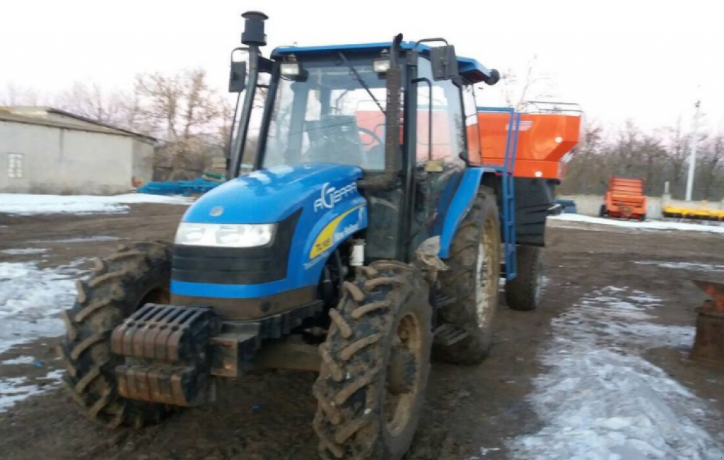 Oldtimer-Traktor tipa New Holland TL105, Neumaschine u Миколаїв (Slika 2)