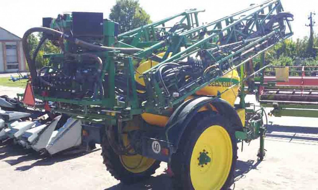 Weinbauspritze typu John Deere 832,  v Бродецьке (Obrázek 4)