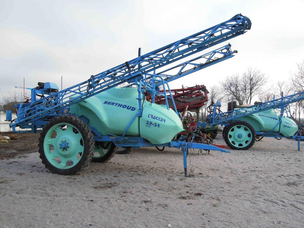 Weinbauspritze typu Berthoud Tracker 3200,  v Бродецьке (Obrázek 5)