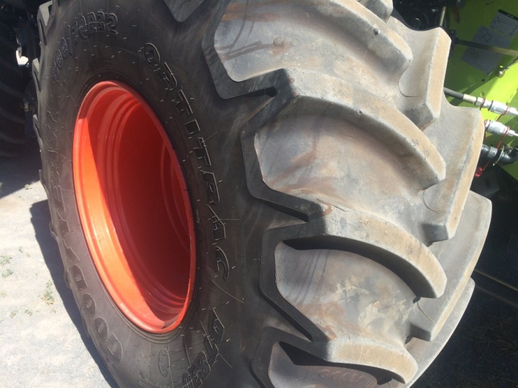 Oldtimer-Mähdrescher a típus CLAAS Lexion 760, Neumaschine ekkor: Бродецьке (Kép 3)