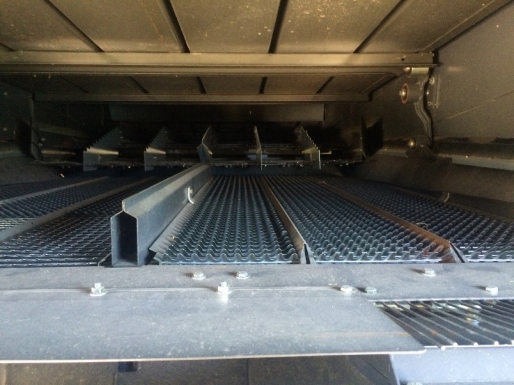 Oldtimer-Mähdrescher a típus CLAAS Lexion 760, Neumaschine ekkor: Бродецьке (Kép 7)