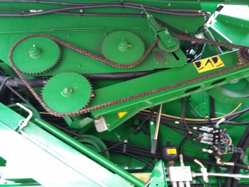 Oldtimer-Mähdrescher typu John Deere T670i, Neumaschine v Бродецьке (Obrázek 8)