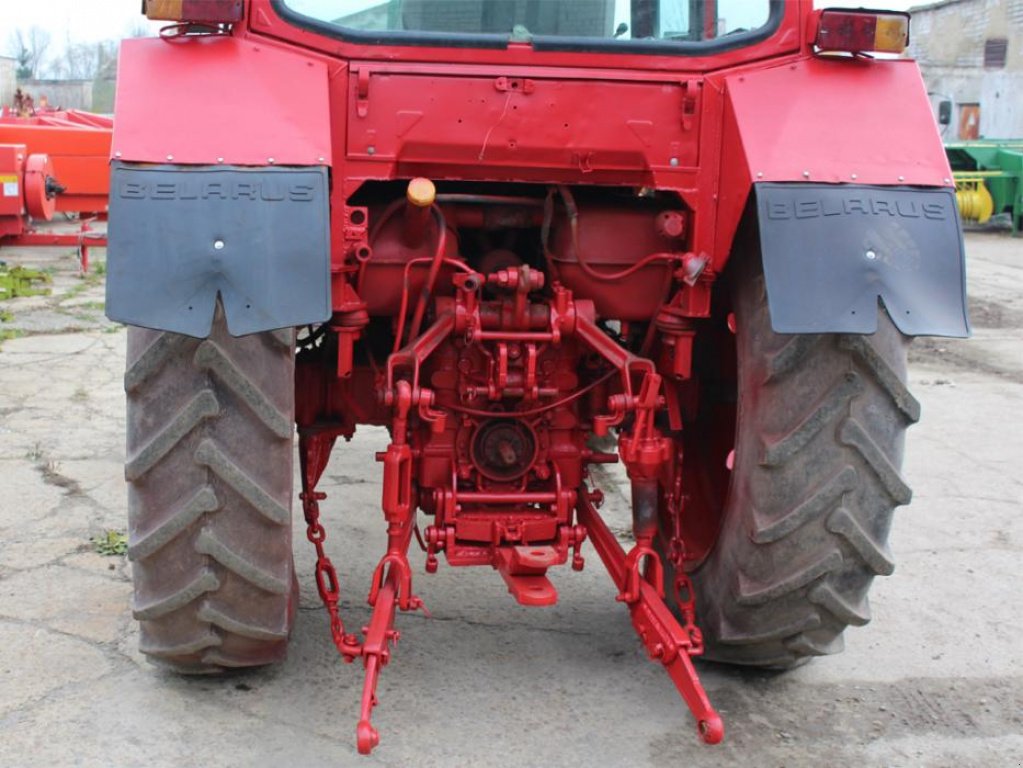 Oldtimer-Traktor des Typs Belarus Беларус-82, Neumaschine in Ковель (Bild 9)