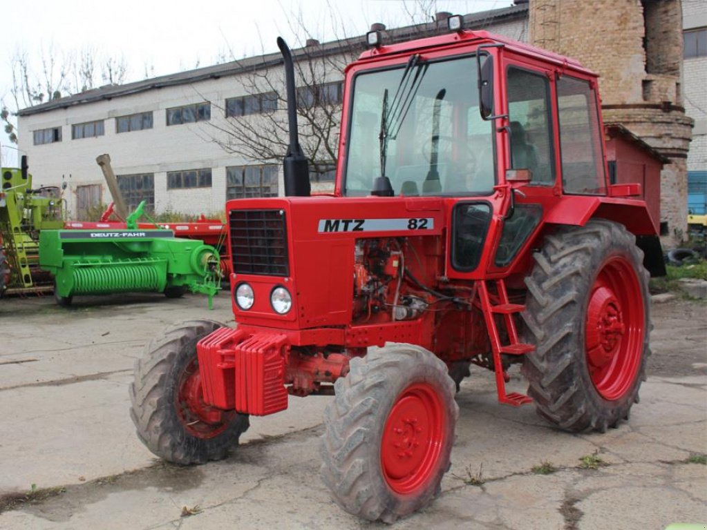 Oldtimer-Traktor a típus Belarus Беларус-82, Neumaschine ekkor: Ковель (Kép 1)