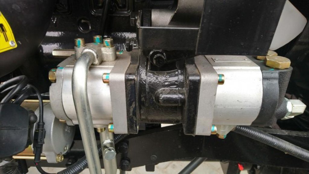 Hopfentraktor typu foton Lovol 244, Neumaschine v Глеваха (Obrázok 3)