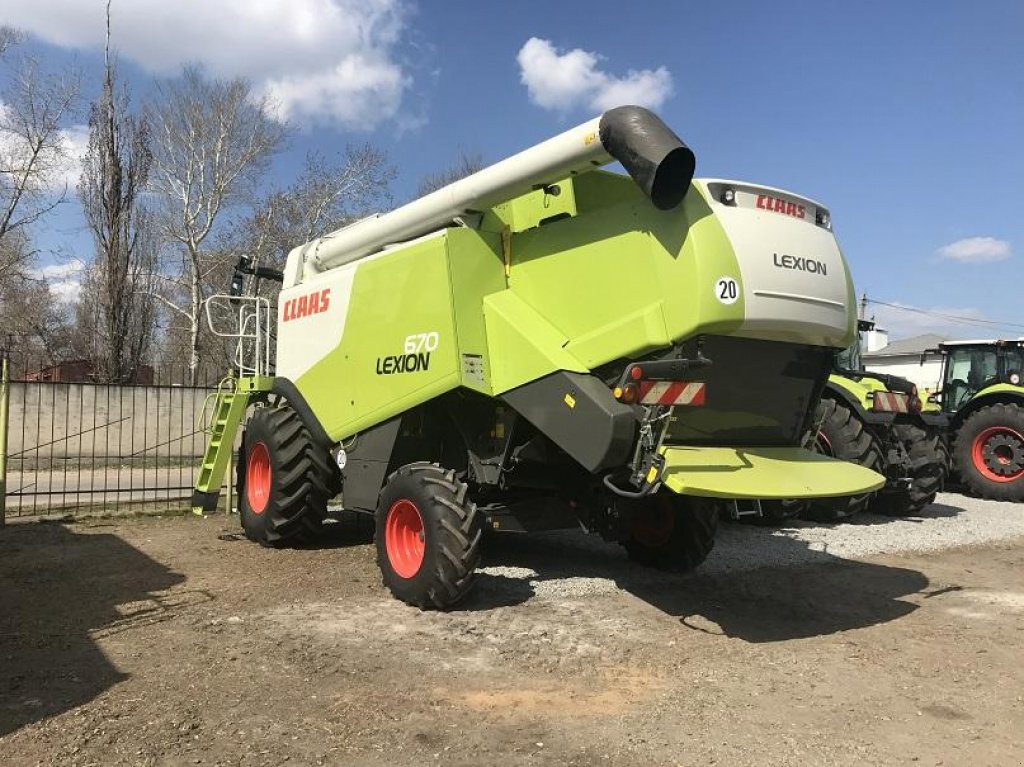 Oldtimer-Mähdrescher typu CLAAS Lexion 670, Neumaschine v Дніпропетровськ (Obrázek 3)