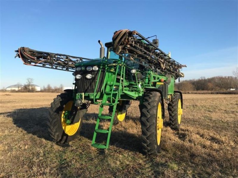 Selbstfahrspritze des Typs John Deere 4830,  in Одеса (Bild 1)