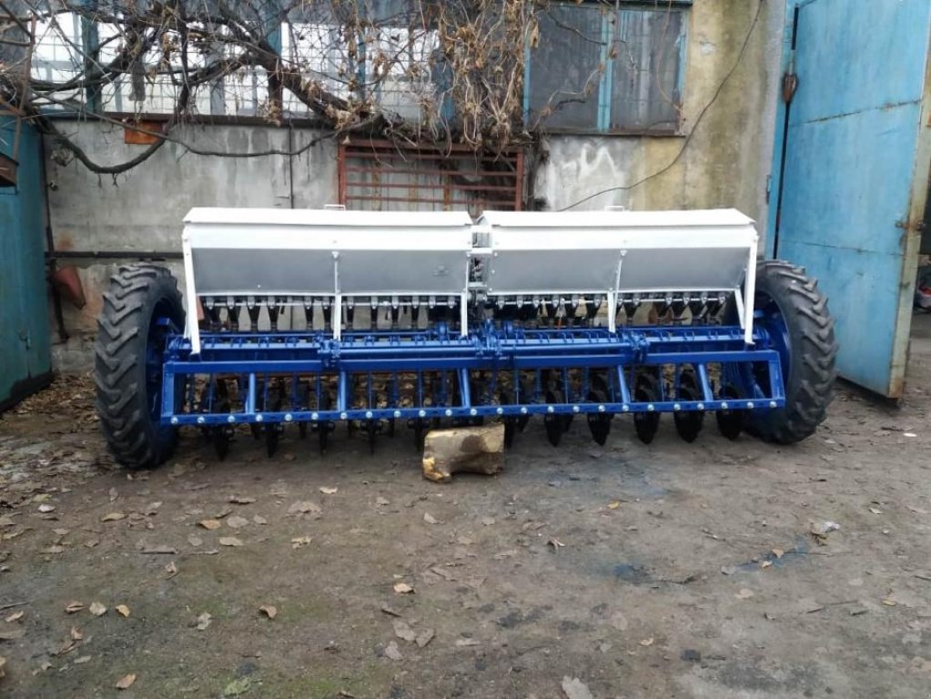 Direktsaatmaschine del tipo CHERVONA ZIRKA СЗ-3.6,  en Кіровоград (Imagen 2)