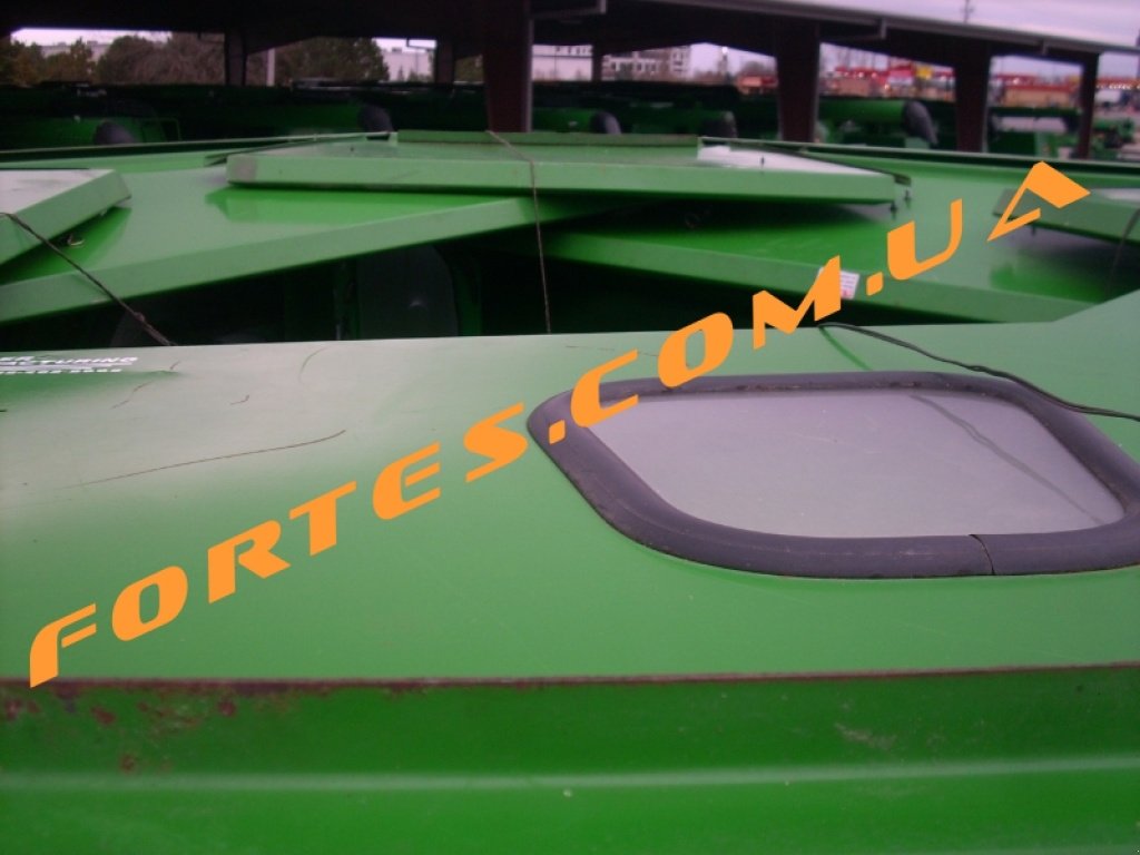 Oldtimer-Mähdrescher typu John Deere 9660 STS,  v Харків (Obrázek 5)