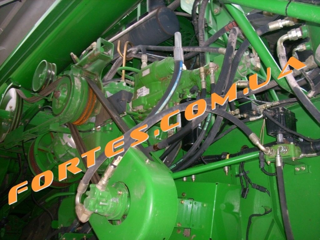 Oldtimer-Mähdrescher typu John Deere 9660 STS,  v Харків (Obrázek 7)