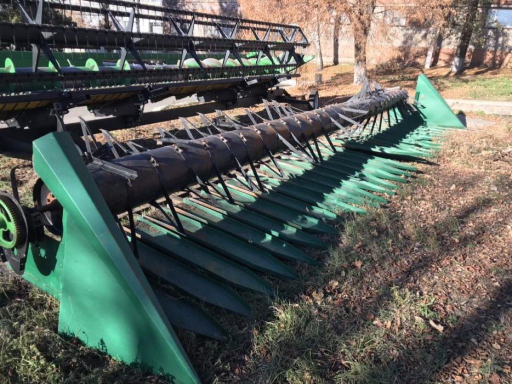 Schneidwerk of the type John Deere 630 Hydro Flex, Gebrauchtmaschine in Харків (Picture 1)