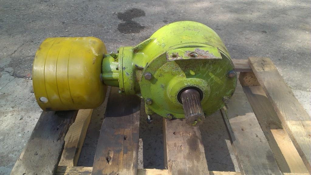 Rundballenpresse Türe ait CLAAS Rollant 66,  içinde Суми (resim 3)