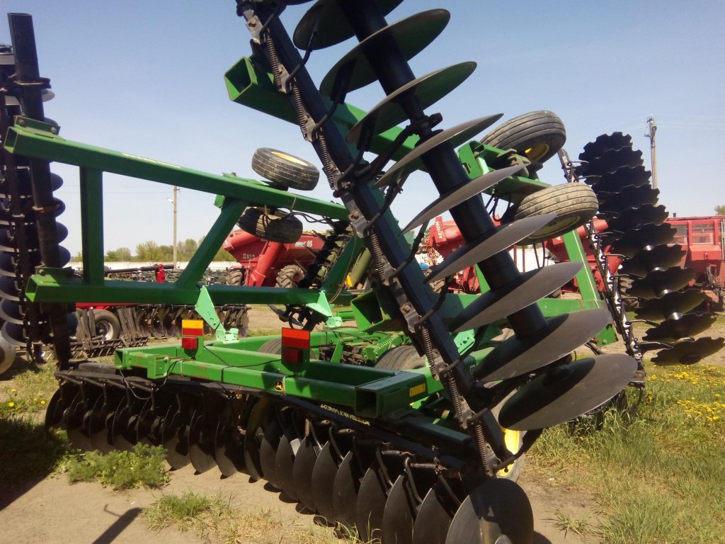 Wiesenegge typu John Deere 637,  v Київ (Obrázek 8)