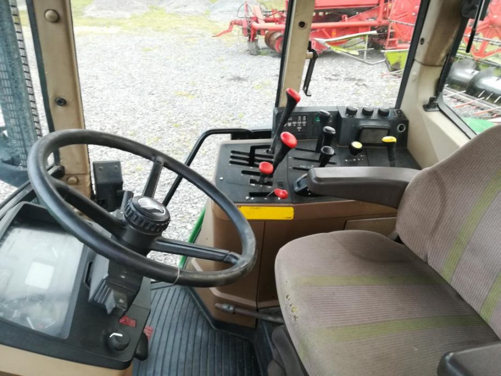 Oldtimer-Traktor tip John Deere 6400, Neumaschine in Белз (Poză 7)