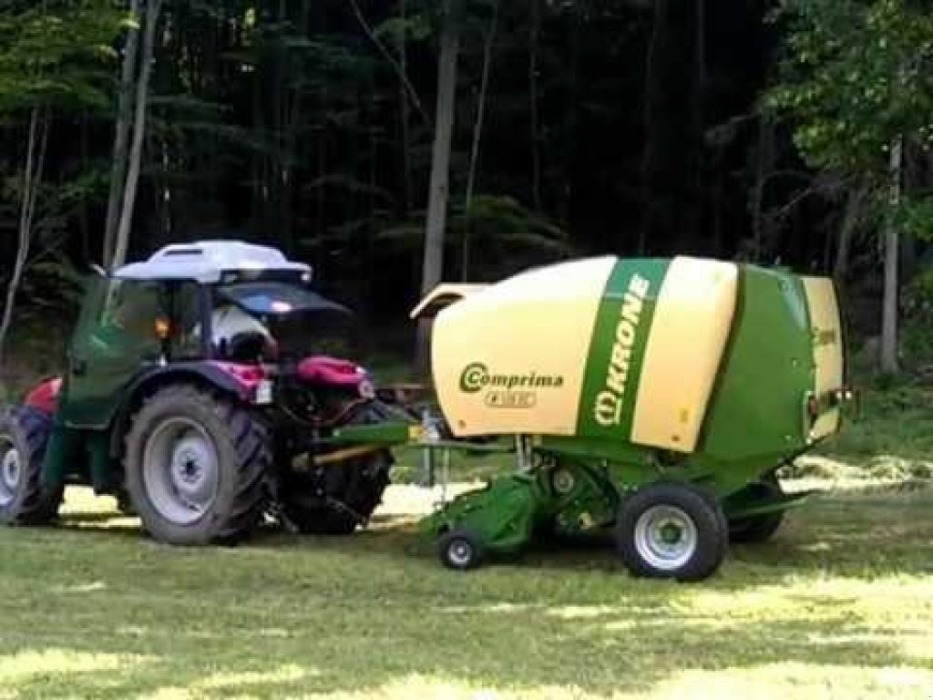 Rundballenpresse typu Krone Comprima F 125 XC, Gebrauchtmaschine v Київ (Obrázek 1)