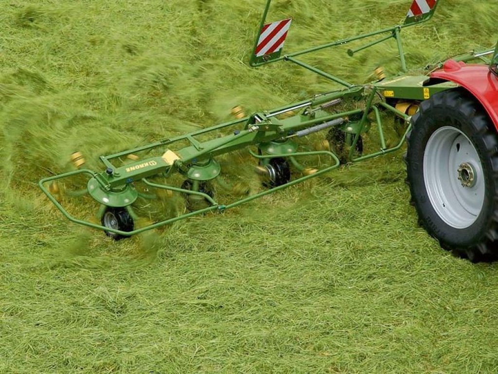 Schwader типа Krone KW 6.02/6, Gebrauchtmaschine в Київ (Фотография 2)