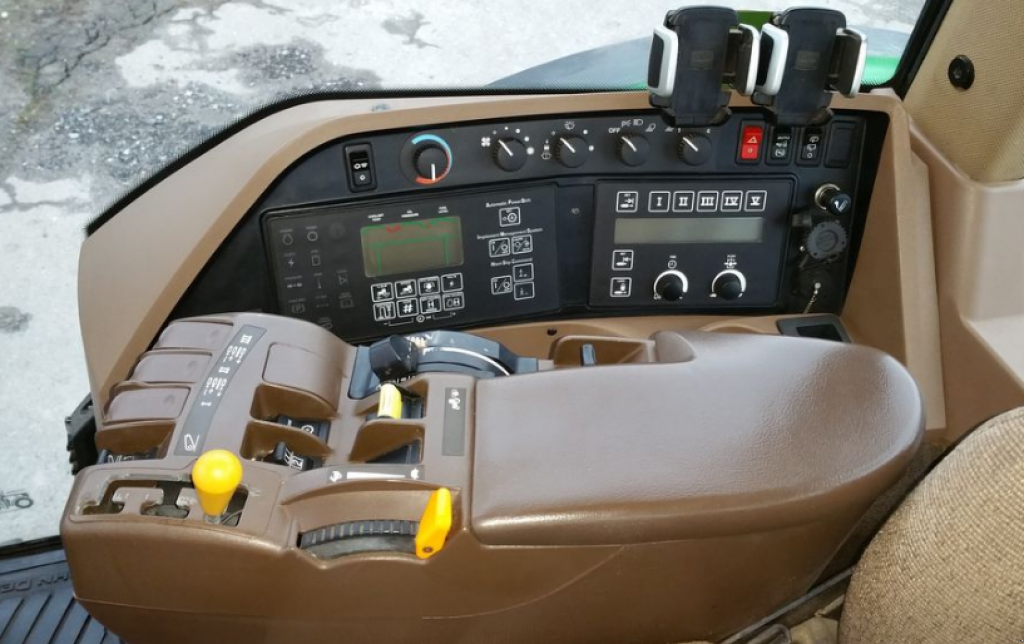 Oldtimer-Traktor typu John Deere 9300, Neumaschine v Золочів (Obrázek 9)