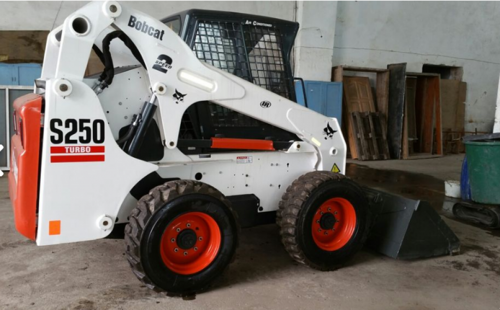 Gabelstapler typu Bobcat S250 Turbo,  v Золочів (Obrázek 2)