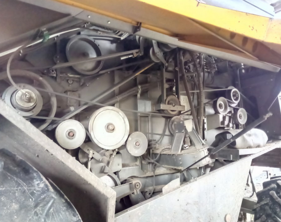 Oldtimer-Mähdrescher typu Sampo 3045 С,  v Хмельницький (Obrázek 8)