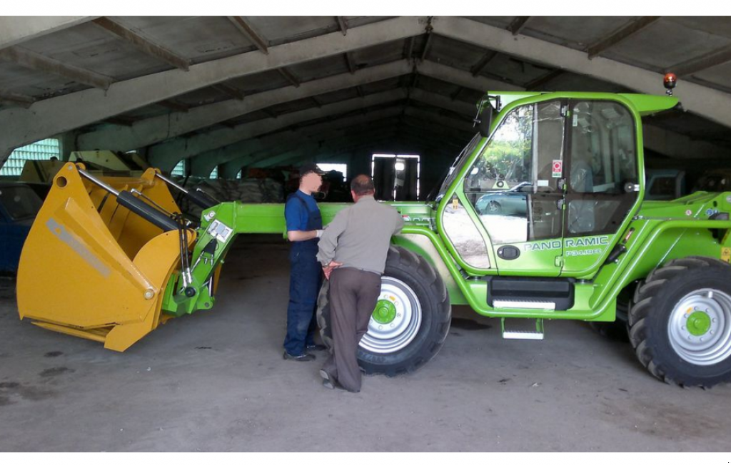 Teleskopstapler of the type Merlo P 34.7, Neumaschine in Хмельницький (Picture 1)