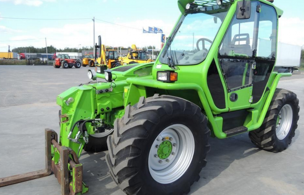 Teleskopstapler of the type Merlo P 34.7, Neumaschine in Хмельницький (Picture 1)