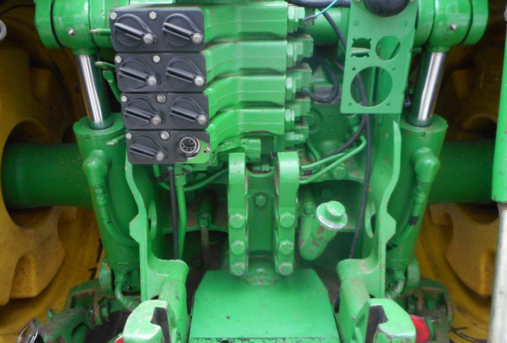 Oldtimer-Traktor a típus John Deere 8310, Neumaschine ekkor: Хмельницький (Kép 1)