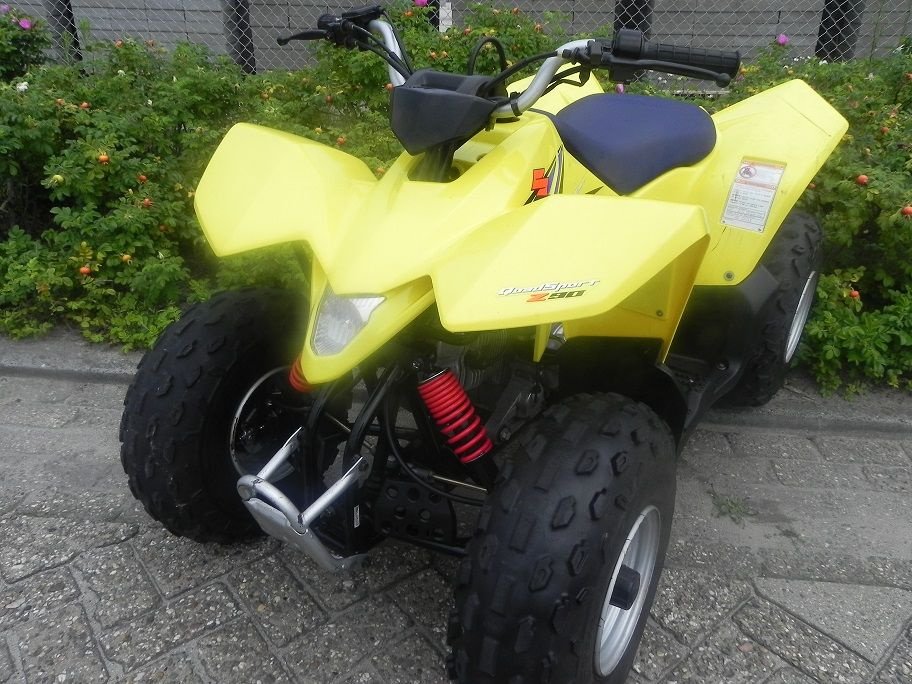 ATV & Quad des Typs Polaris Suzuki quad 90cc, Gebrauchtmaschine in beesd (Bild 7)