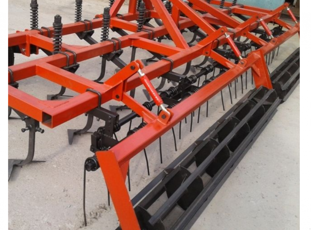 Kartoffelpflegetechnik typu CHERVONA ZIRKA КПС-4,  v Дніпропетровськ (Obrázek 6)