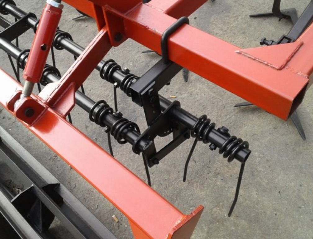 Kartoffelpflegetechnik typu CHERVONA ZIRKA КПС-4,  v Дніпропетровськ (Obrázek 5)