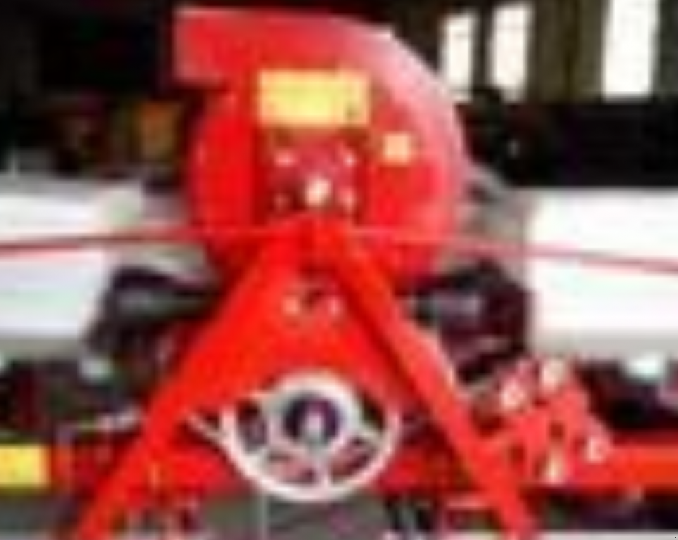 Sämaschine typu CHERVONA ZIRKA СУПН-8,  v Дніпропетровськ (Obrázek 1)