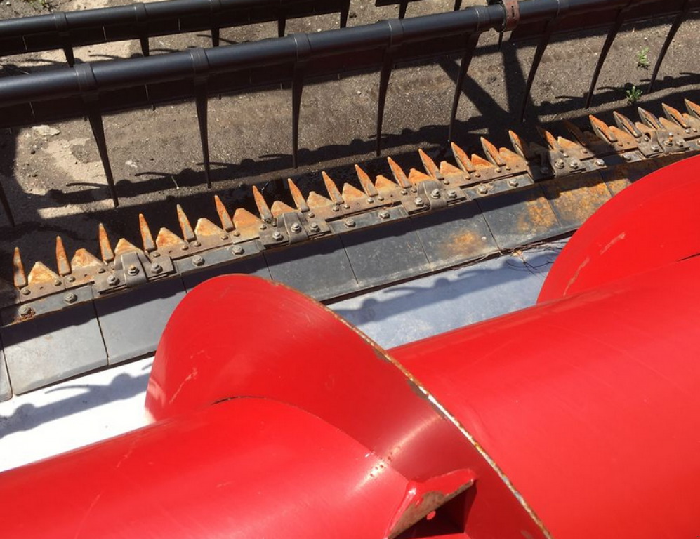 Schneidwerk typu Case IH 2020-7,  v Любар (Obrázek 4)