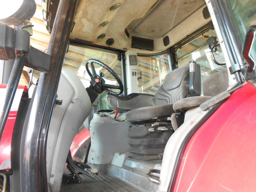 Oldtimer-Traktor Türe ait Massey Ferguson 8480, Neumaschine içinde Харків (resim 8)