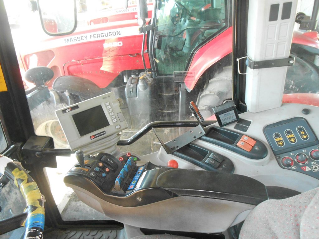 Oldtimer-Traktor Türe ait Massey Ferguson 8480, Neumaschine içinde Харків (resim 7)