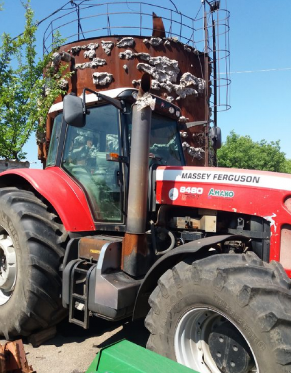 Oldtimer-Traktor Türe ait Massey Ferguson 8480, Neumaschine içinde Запоріжжя (resim 2)