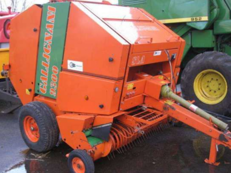 Rundballenpresse типа Gallignani 9300,  в Радехів (Фотография 1)