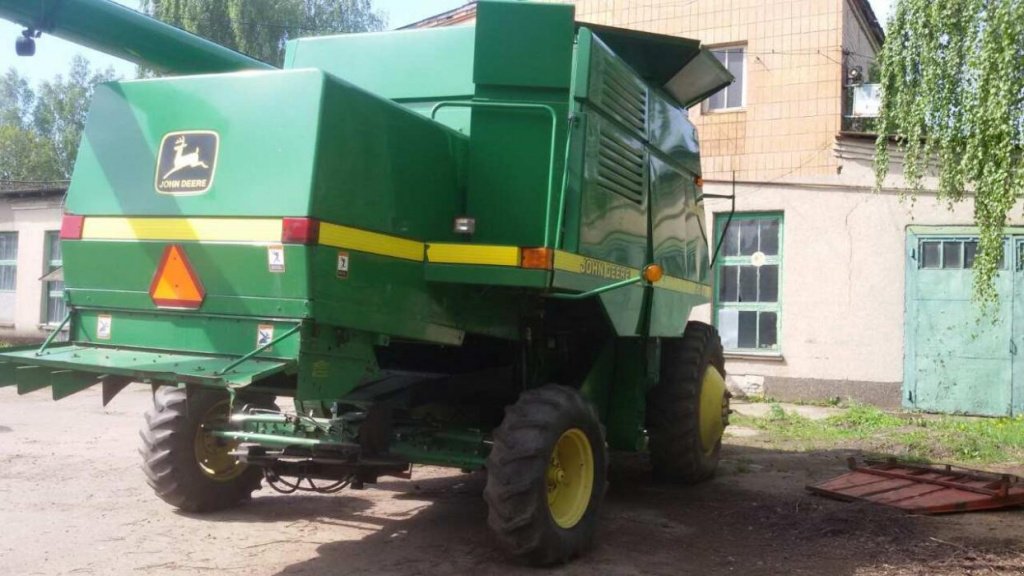 Oldtimer-Mähdrescher typu John Deere 9610,  v Маріуполь (Obrázek 2)