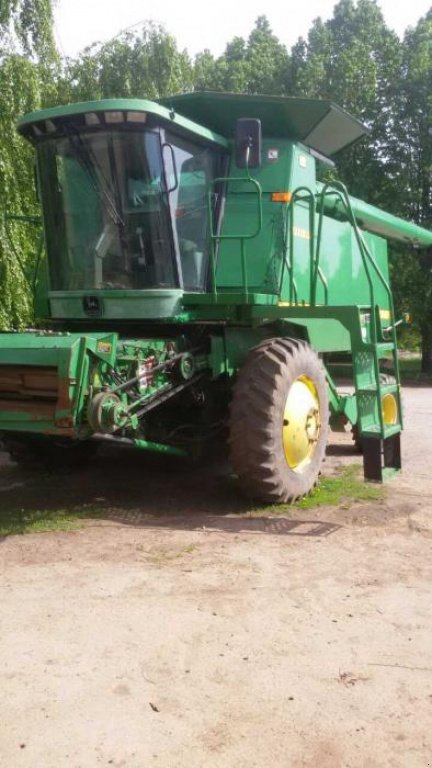 Oldtimer-Mähdrescher typu John Deere 9610,  v Маріуполь (Obrázek 3)