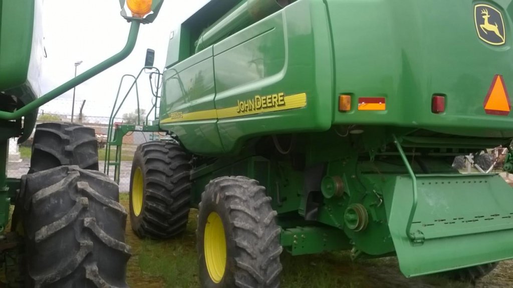 Oldtimer-Mähdrescher typu John Deere 9660 STS,  v Маріуполь (Obrázek 2)