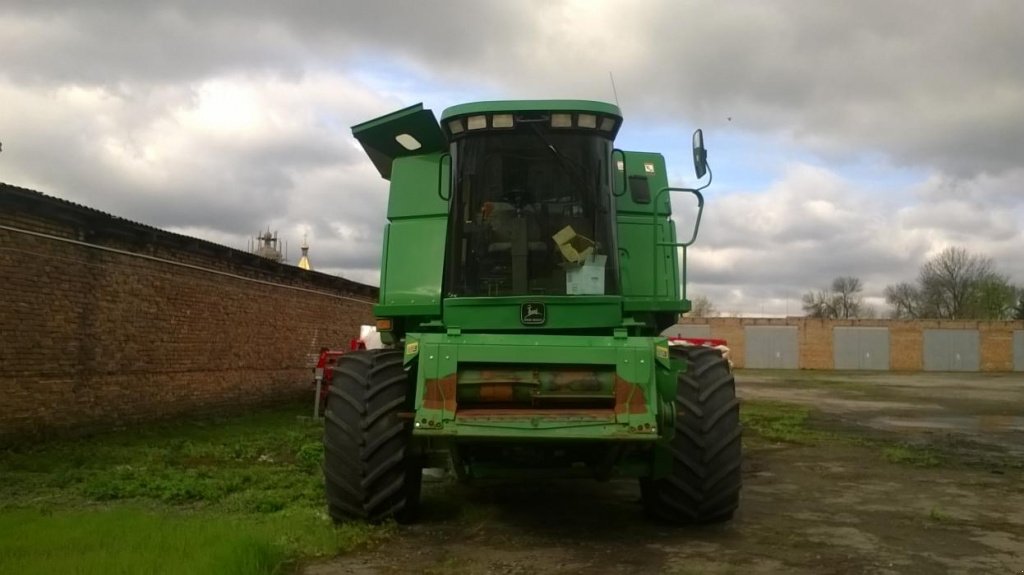 Oldtimer-Mähdrescher a típus John Deere 9650 STS,  ekkor: Маріуполь (Kép 4)