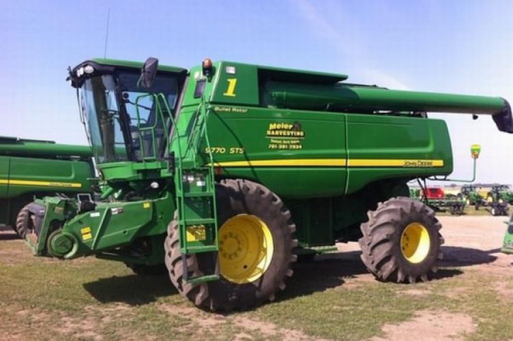 Oldtimer-Mähdrescher typu John Deere 9570 STS,  v Маріуполь (Obrázek 1)