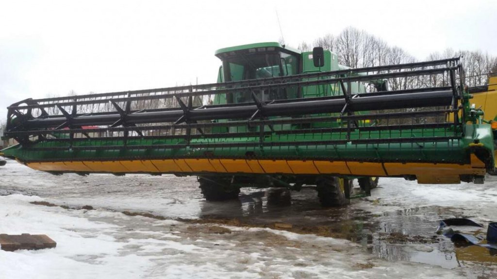 Schneidwerk typu John Deere 930F,  v Маріуполь (Obrázek 2)